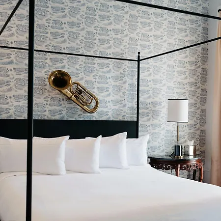 Henry Howard Hotel 3*