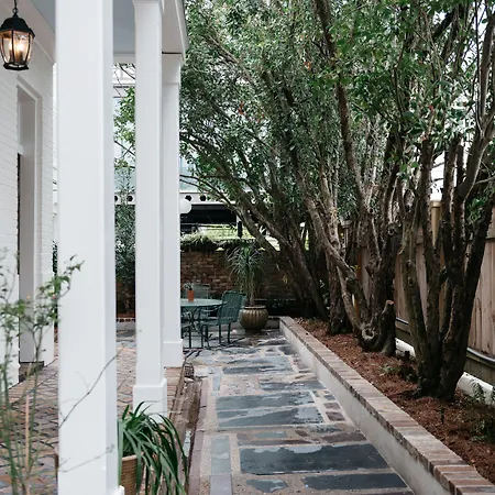 Henry Howard Hotel 3*