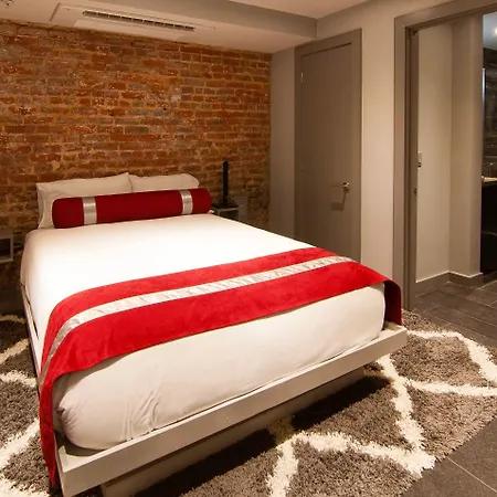 Aparthotel The Natchez 4*