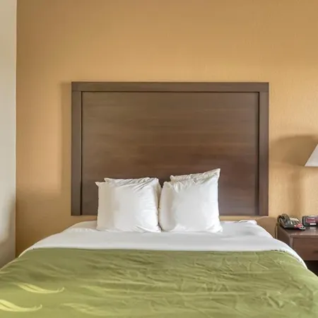 Hotel Trident &
