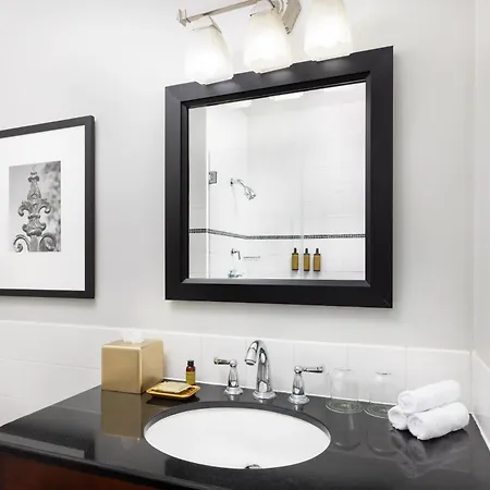 The Riverfront 4*
