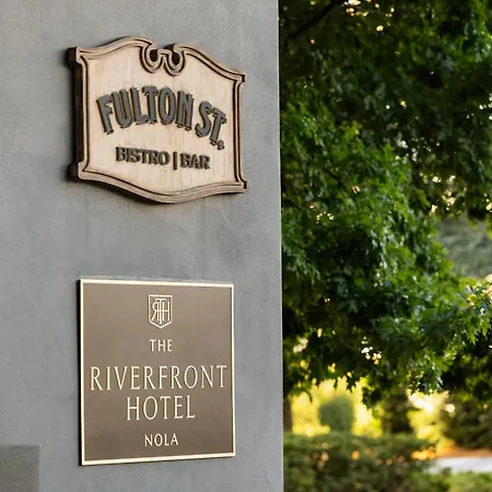 Hotel The Riverfront