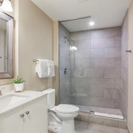 California Building Hotel 3*