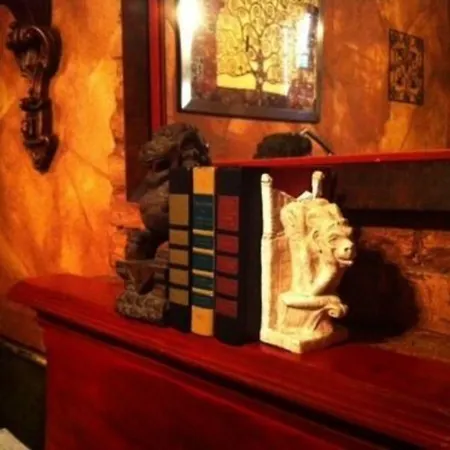Hotel Royal Barracks 3*