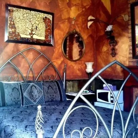 Royal Barracks Hotel 3*