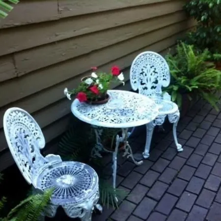 Hotel Royal Barracks 3*