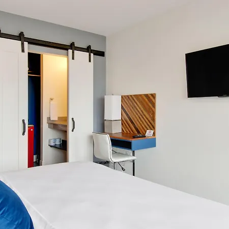 The Ben Louie Motel