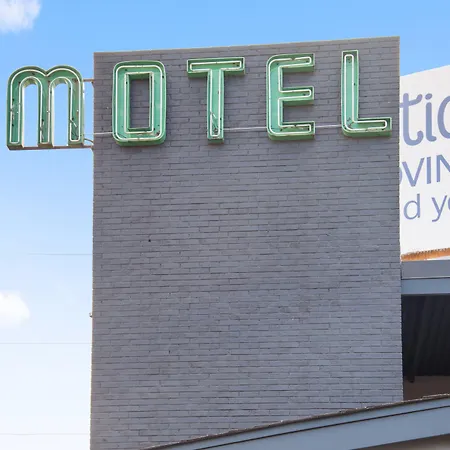 Motel The Ben Louie