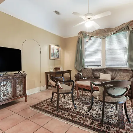 Historic In The Marigny, Blocks To French Quarter 4*