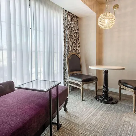 Hotel Cambria Downtown Warehouse District 4*