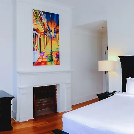 Royal Frenchmen And Bar Hotel New Orleans
