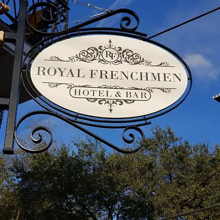 Royal Frenchmen And Bar Hotel