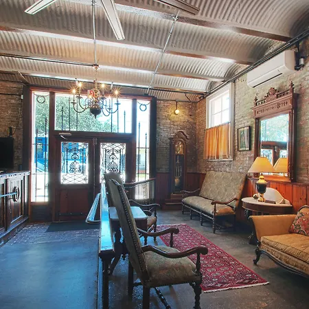 Bed & Breakfast At The Old Jail New Orleans