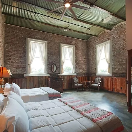 At The Old Jail Bed & Breakfast