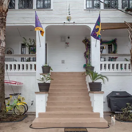 Magazine Mansion 3*