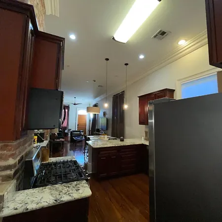 Historic Marigny House Mins To French Quarters! Holiday home *
