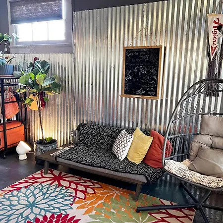 Hotel Algiers Point Loft - King Bed, Walk To Ferry New Orleans