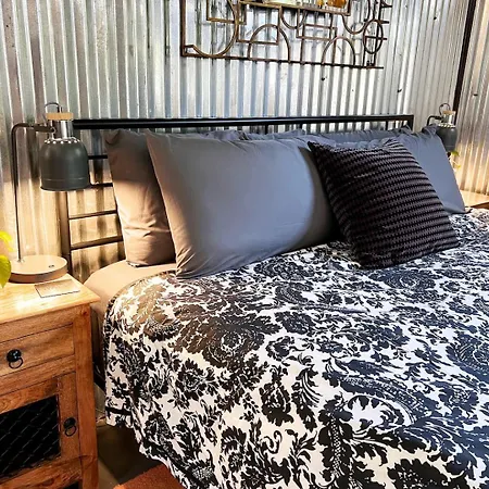 Algiers Point Loft - King Bed, Walk To Ferry New Orleans