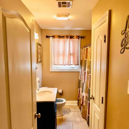 Holiday home Gentilly With Off Street Parking And Jacuzzi Style Tub New Orleans
