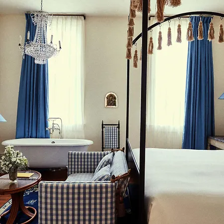 Hotel Peter And Paul, An Ash New Orleans