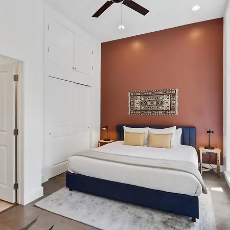 Aparthotel Roami At Bourbon Place