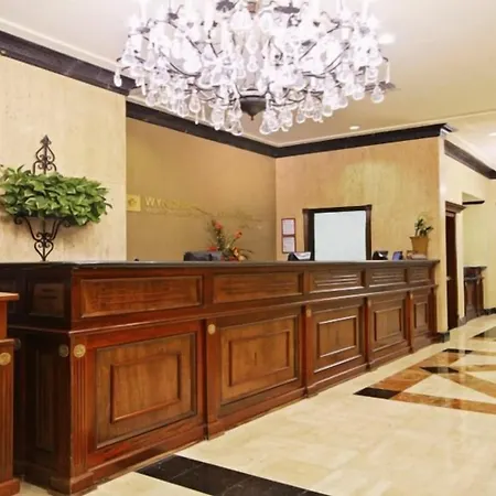 Club Wyndham Avenue Plaza 3*