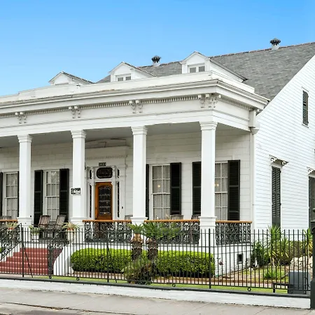 Ashton's Bed & Breakfast