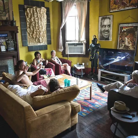 Hostel India House New Orleans