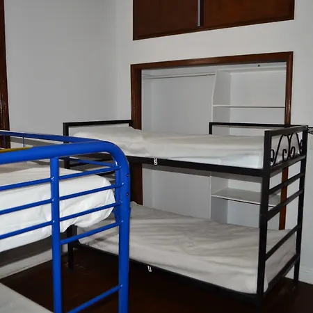 India House Hostel *