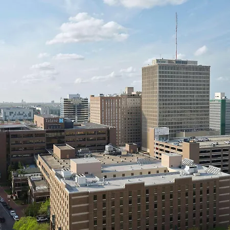 Canopy By Hilton Downtown 4*