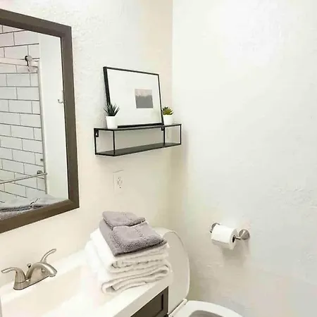Downtown Nola 2bd 2bth New Orleans
