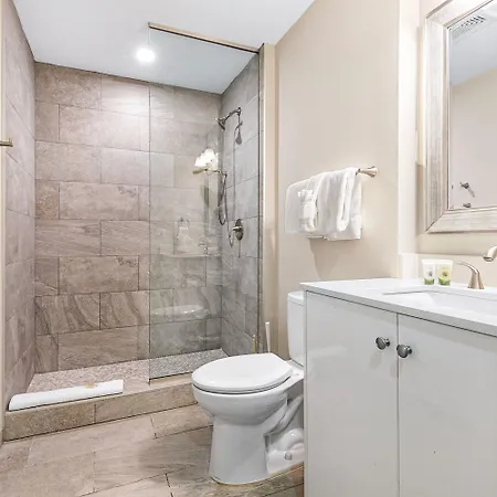 Spacious 4br Luxury Steps To French Quarter New Orleans
