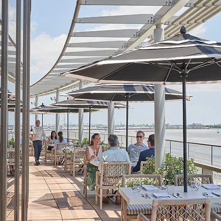 Hotel Four Seasons New Orleans