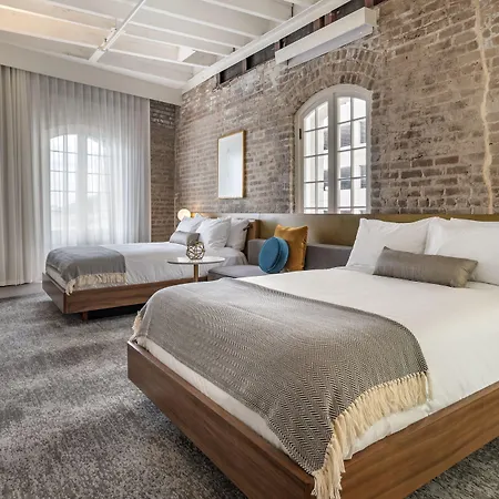 Hotel One11