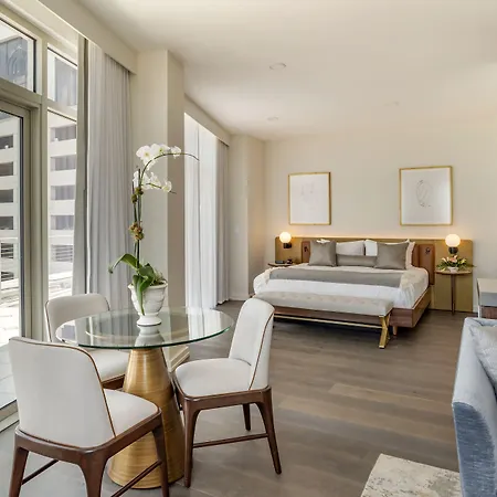 Hotel One11 4*