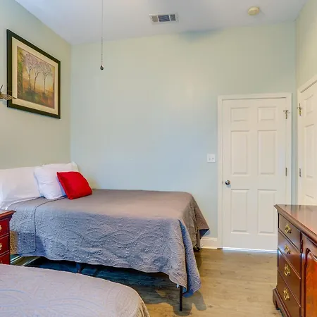 Family W/ Fenced Backyard In New Orleans! *