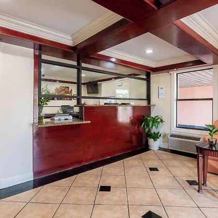Hotel Relax Inn & Suites New Orleans