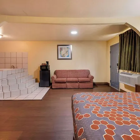 Relax Inn & Suites New Orleans