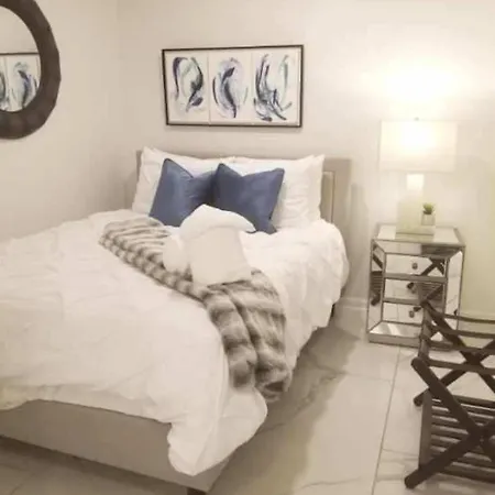 Hotel 7br- Sleeps 15! Celebrity Villa! Great Rates!! New Orleans
