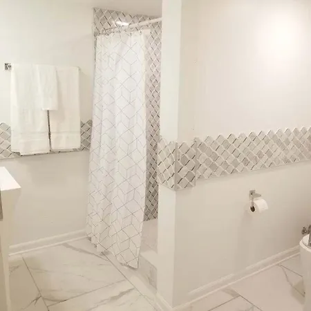 7br- Sleeps 15! Celebrity Villa! Great Rates!! New Orleans