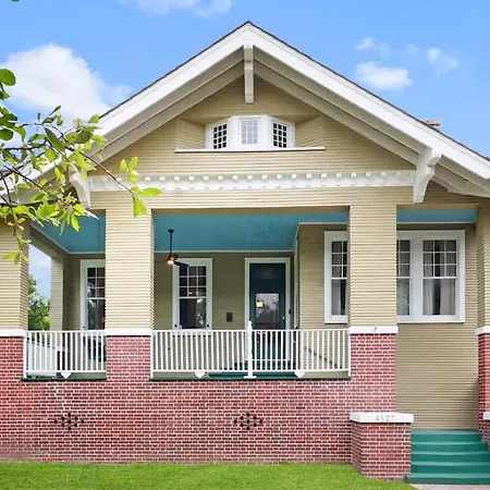 Holiday home Spacious And Elegant Family In Mid-city New Orleans