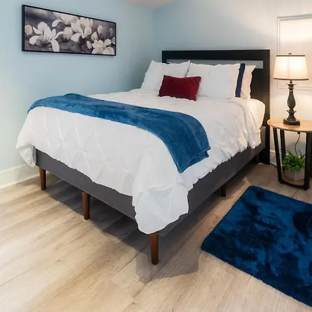 Villa Furnished Uptown 1 Bed Close To Hospitals, Universities & French Quarter Mardis Gras