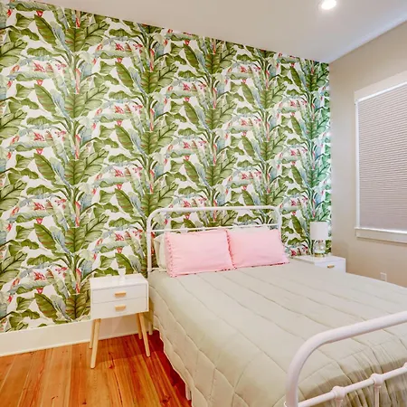 Southern Colonial Escape W/ Pool In Nola! Holiday home