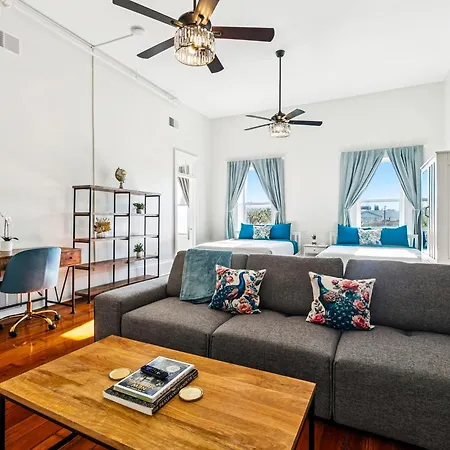 Stylish & Spacious In * New Orleans