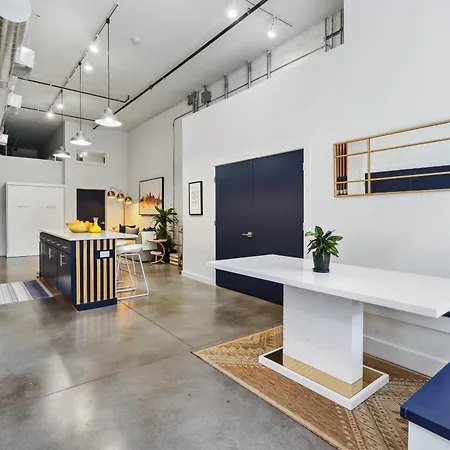 Exquisite Flat In Arts District Apartment New Orleans