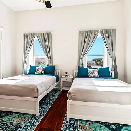 Apartment Stylish & Spacious In New Orleans