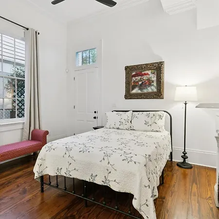 Holiday home The Marigny Retreat
