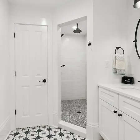 The Marigny Retreat Holiday home