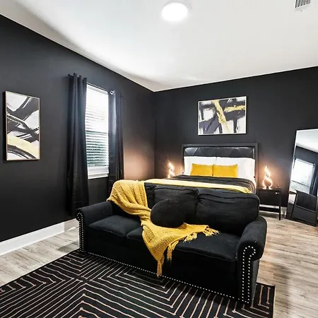 Luxury 5br Designer And Stylish Nola Getaway Apartment