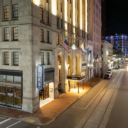 Hilton / St. Charles Avenue